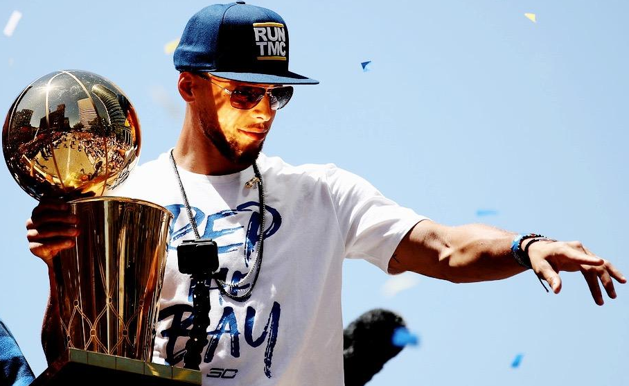 是全年关注 是全年关注